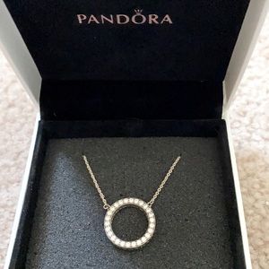 COPY - Pandora circle pendent necklace